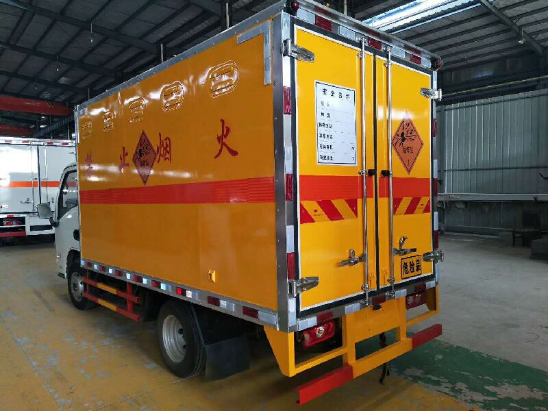 蘇州到吳忠危險品運輸